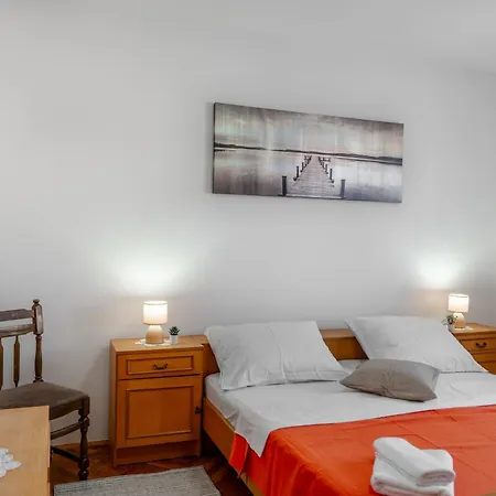 Floreani Apartment